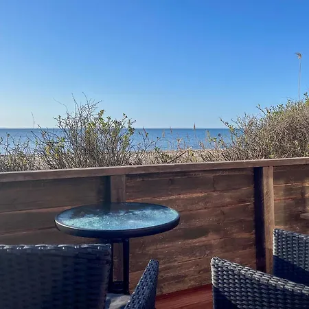 Cozy In With House Sea View